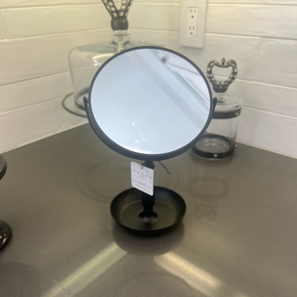 Mirror - Picture 2 of 3
